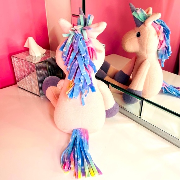 PLUSH Pink Unicorn “Drama Free” - Picture 5 of 9